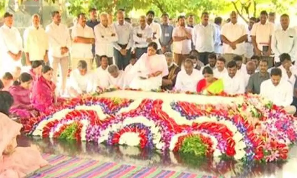 YS Jagan Mohan Reddy to visit Idupalapaya today, to pay tribute to YS Rajasekhar Reddy on death anniversary