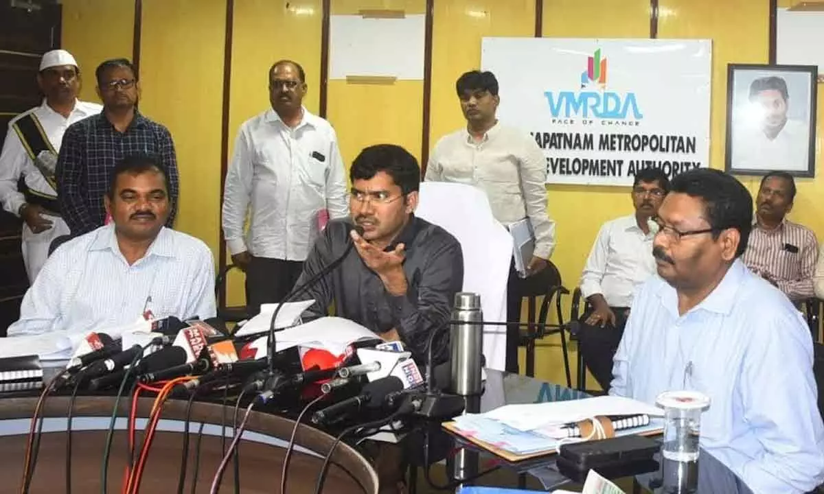 VMRDA Commissioner A Mallikarjuna sharing details of the projects at a meeting in Visakhapatnam on Saturday