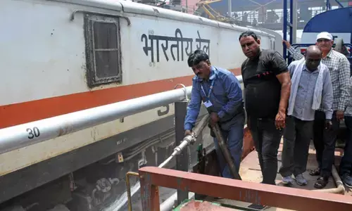 Local train’s coach derails in Delhi