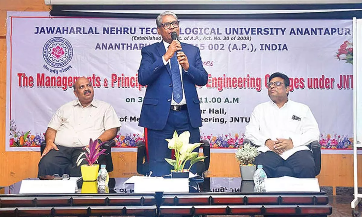 JNTUA Vice-Chancellor Prof G Ranga Janardhana speaking over the salient features of new R 23 regulations, in Anantapur on Sunday