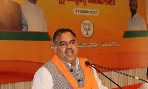 DMK spreading hatred; Rahul answerable: Tarun Chugh