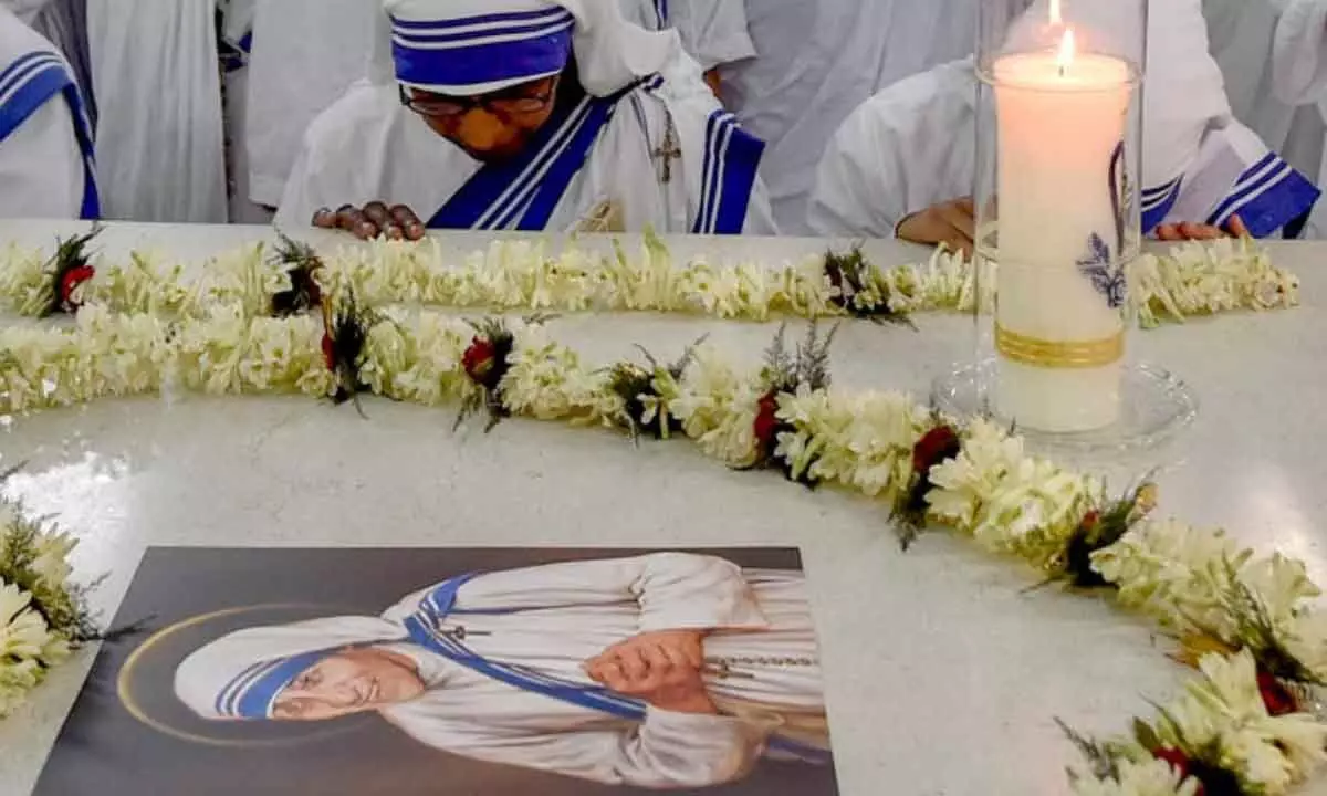 Mother Teresa’s 26th Death Anniversary: A Life Devoted to Compassion and Service