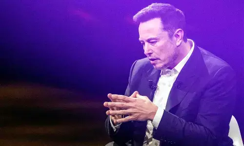 Why does Elon Musk blame the Antisemitism Group for Xs falling ad revenue?