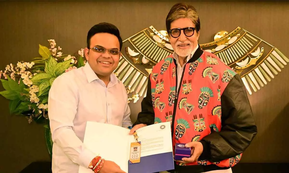 BCCI Secretary Jay Shah presents the golden ticket to veteran actor Amitabh Bachchan for the upcoming 2023 ICC Mens Cricket World Cup on Tuesday