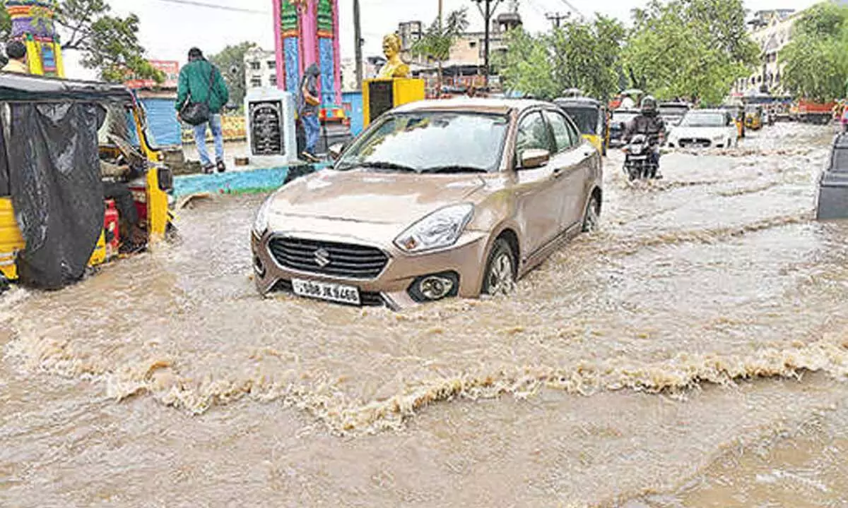 Hyderabad: Low-lying areas in city still reel under water