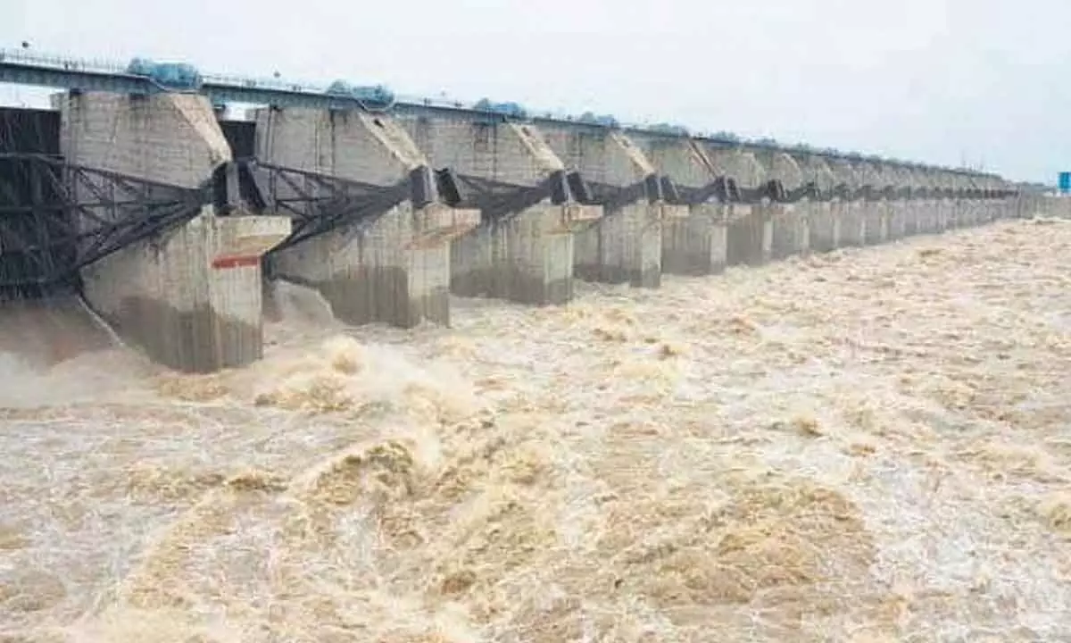 Andhra Pradesh: Prakasam Barrage receives an inflow of 21,103 cusecs, 15 gates lifted