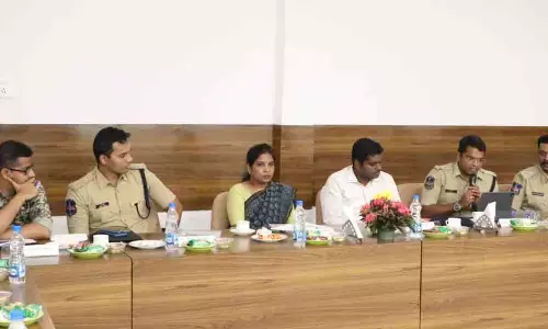 Guntur: Inter-State border districts coordination meet held