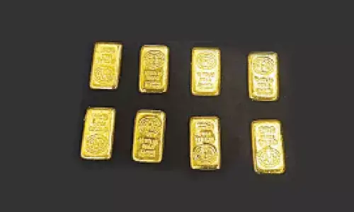 Hyderabad: Custom officials foil gold smuggling