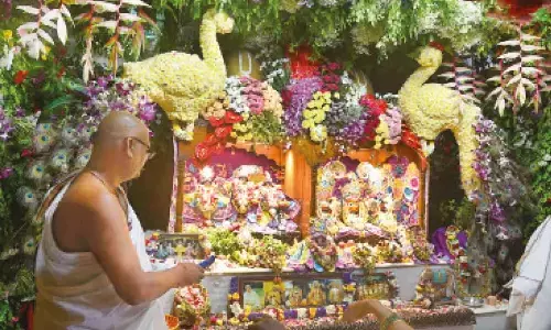 Hyderabad welcomes arrival of Krishna with pomp & gaiety