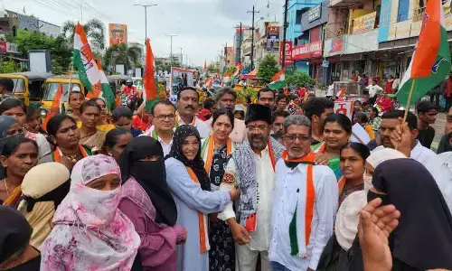 Warangal: Welfare schemes benefit only BRS cadres says Congress