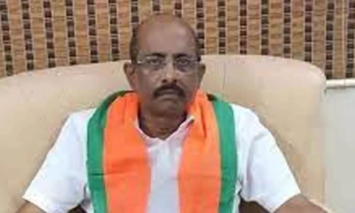 People will teach a lesson to YSRCP at appropriate time says Vakati Narayana Reddy