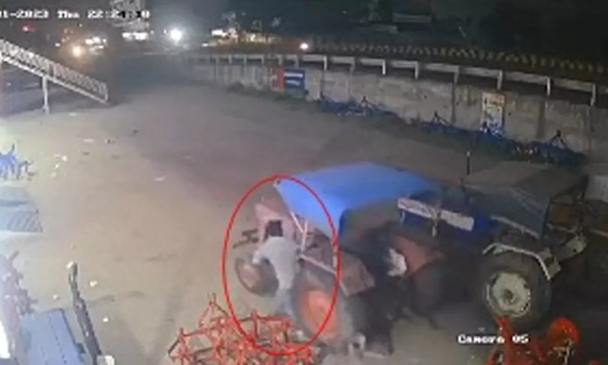 Gujarat: Video of man stealing tractor from showroom goes viral