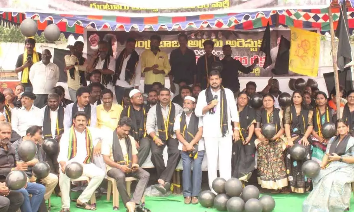 TDP Guntur East Assembly constituency in-charge Naseer Ahmed addressing the cadre in Guntur on Sunday