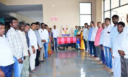 Wanaparthy: Rich tributes paid to Chakali Ailamma