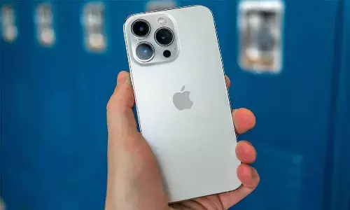 Buy the Apple iPhone 14 for Rs 62,999 on Flipkart