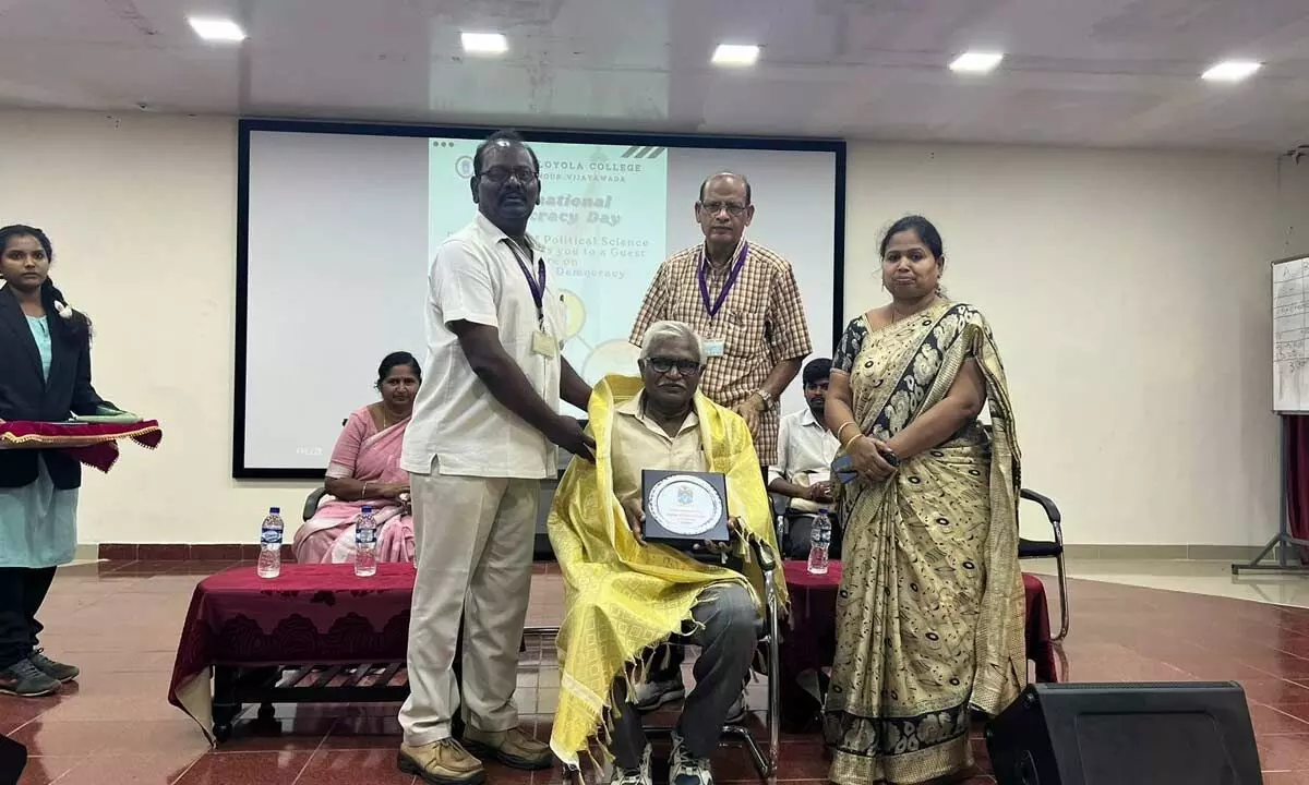 Dr BS Amarnath of Nethaji Forum being felicitated at Andhra Loyola College in Vijayawada on Tuesday