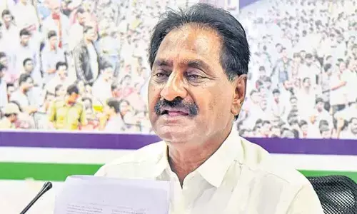 Chandrababus security is govts responsibility, says AG Ponnavolu Sudhakar Reddy