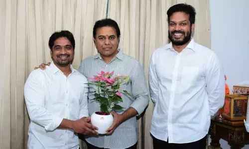Avinash Reddy meets KTR at Pragati Bhavan