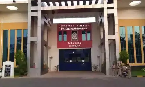 AP prisons dept. DIG inspects security at Rajahmundry Central Jail