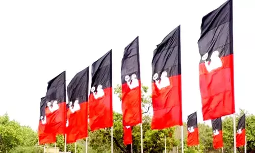 AIADMK stages protest against delay in construction of fishing harbour