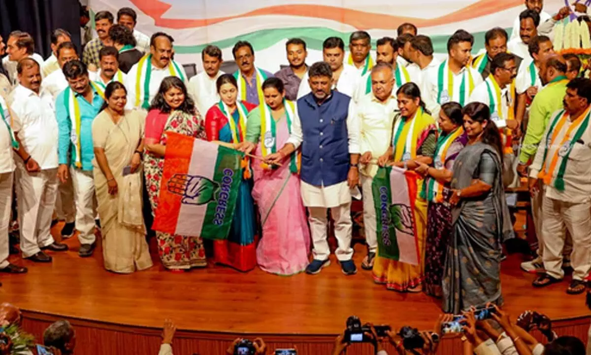 Operation Hast: 15 plus leaders from BJP, JD-S join Congress in Karnataka