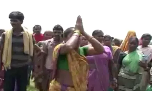 Sompeta TPP agitators urge CM to waive cases