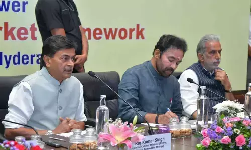 Hyderabad: Stop spreading lies or else no loans says Union Minister RK Singh to Telangana State Government