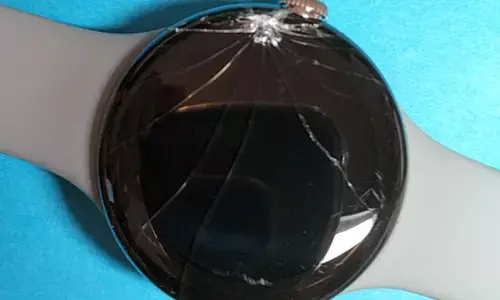 Google wont fix broken Pixel Watch screens