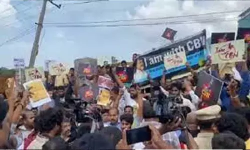 Protests in Bengaluru against arrest of Chandrababu Naidu