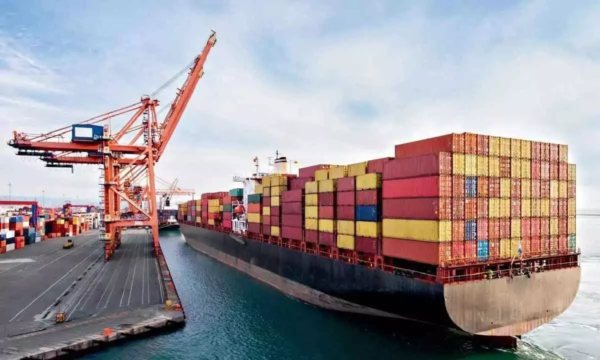 Exports fall 7% to $34.48 bn in Aug