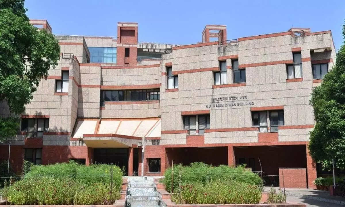IIT Kanpur introduces new cohorts for eMasters Degree Programs, addressing Indias growing industries