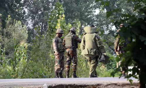 Two terrorists killed in encounter in J&Ks Baramulla