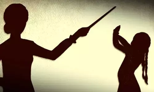 Teacher breaks hand of student for worshipping Ganesh statue in Karnataka