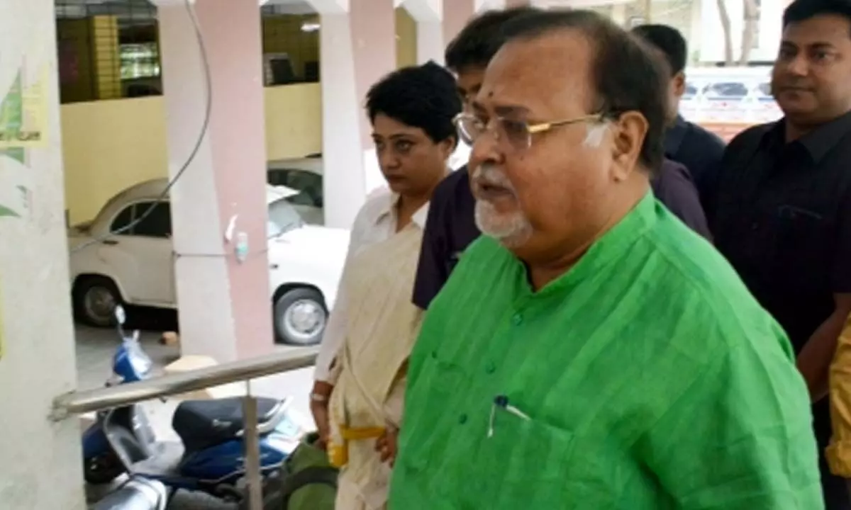 CBI secures Bengal Guvs nod to include Partha Chatterjee’s name in charge sheet