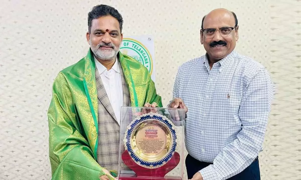 Vakulabharanam receives TANA’s Mahatma Jyothibha Phule award
