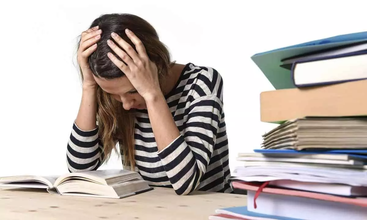 Practical tips for managing stress in college