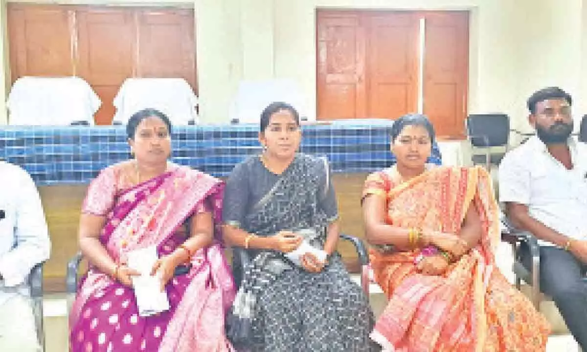 Wanaparthy: Municipal chief Eddula Karunasree Sainath allays fear of property owners