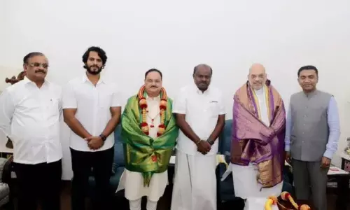 Kumaraswamy meets Shah, Nadda as JD(S) joins hands with BJP
