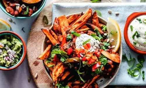 Midnight snacks option for night owls