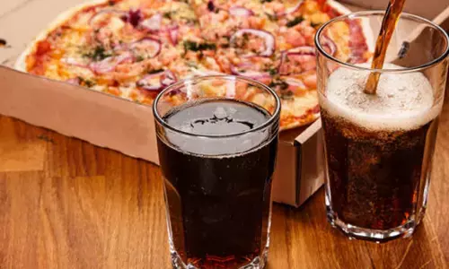 Your favourite burger, pizza, diet coke may raise your risk of depression: Study