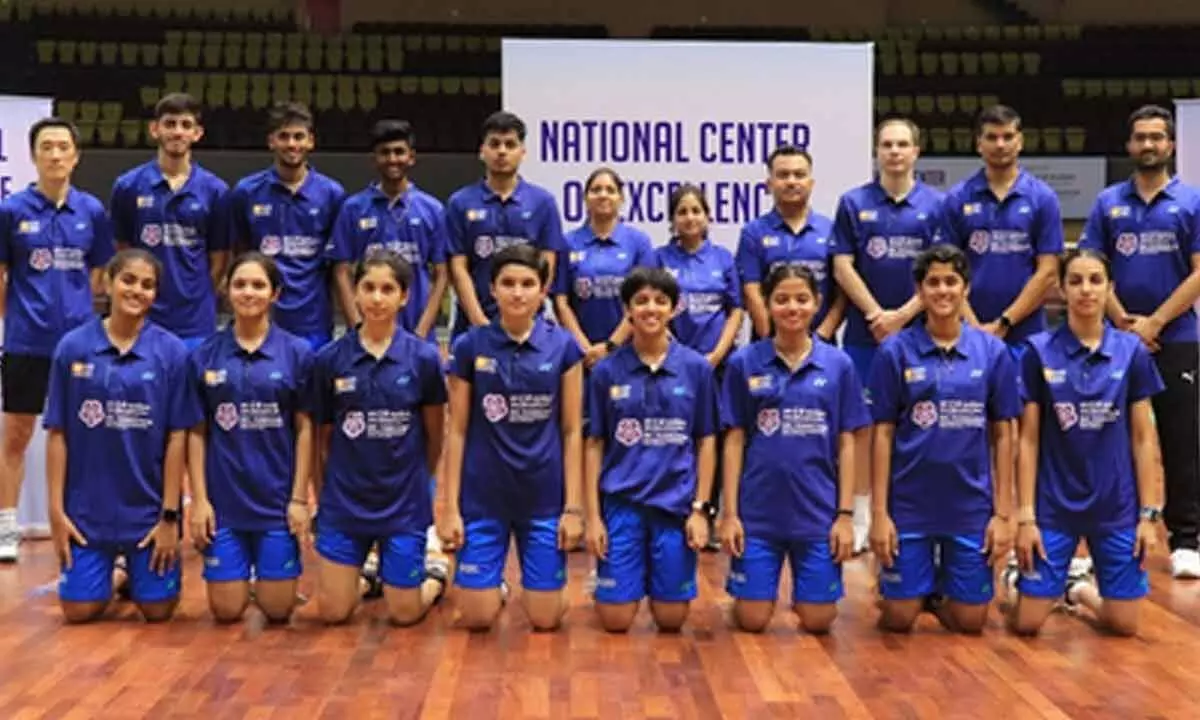 Indian badminton contingent departs for USA to participate in BWF World Junior Championships