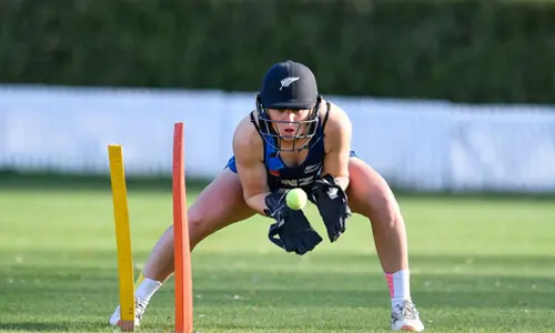 Bernadine Bezuidenhout ruled out of New Zealands womens tour of South Africa