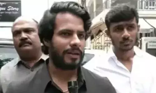 Former PM Deve Gowdas grandson Nikhil meets Yediyurappa