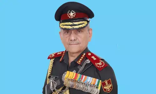 CDS visits Karwar Naval Base, aircraft carrier INS Vikramaditya