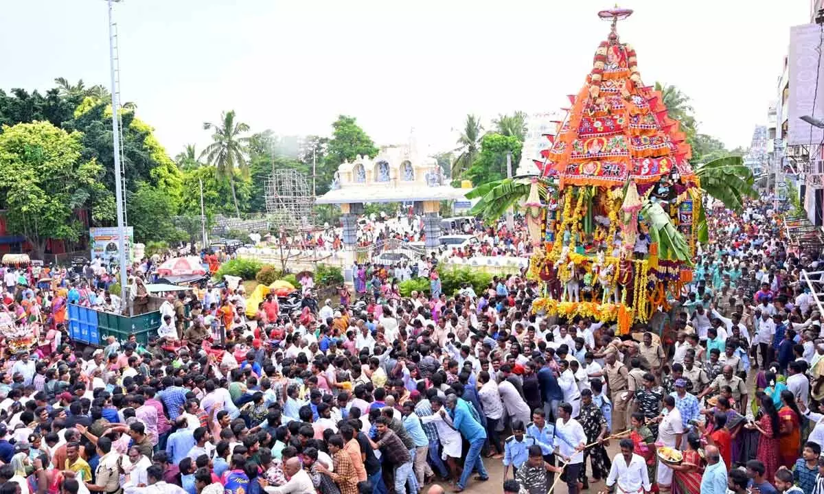 Rathotsavam Seva at Kanipakam Temple