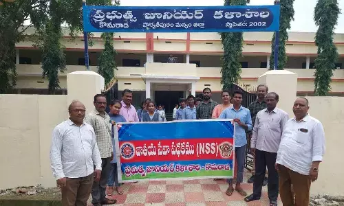 NSS students taking out a rally to mark the NSS Day in Parvathipuram on Sunday