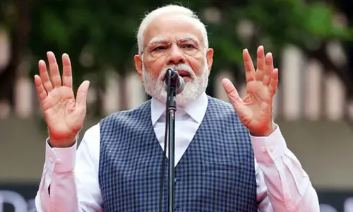 PM Modi pats equestrian team