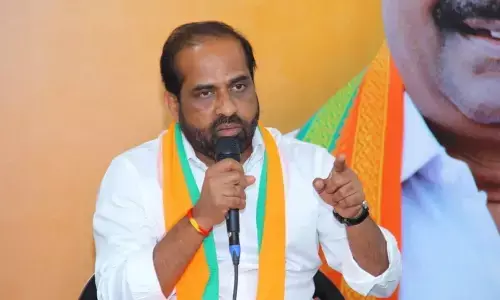 Satyakumar comapres AP CM Jagan with international criminal Charles Sobhraj