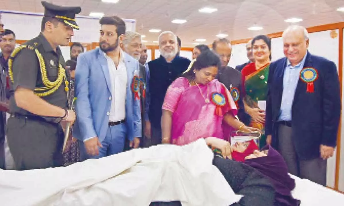 Governor inaugurates blood donation camp
