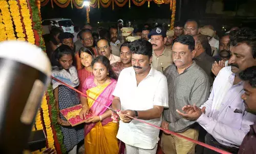 Talasani inaugurates Lakefront park on Necklace Road